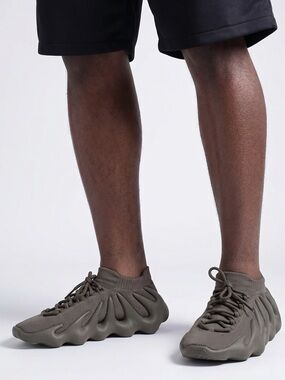 Yeezy 450 brown men’s sneakers